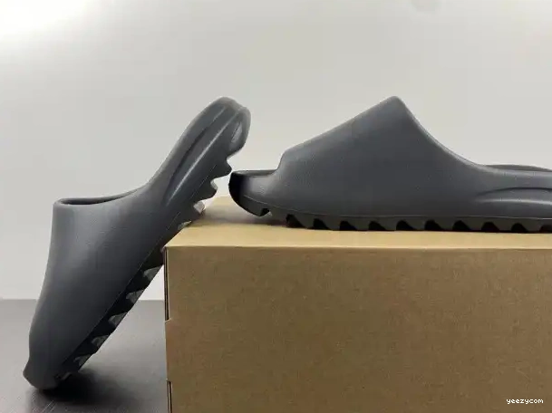 Adidas Slide Onyx HQ6448 Yeezy 0313