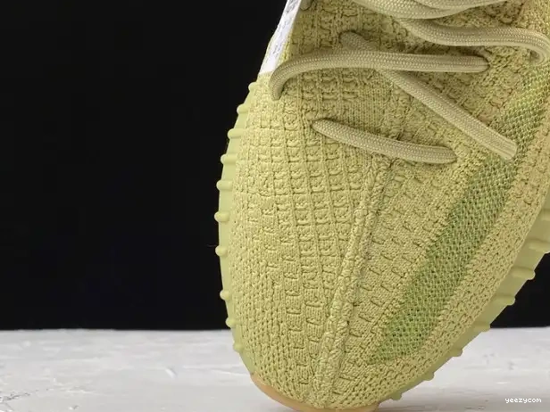 VAdidas - Boost Yeezy 350 FY5346 V2 Sulfur 0311